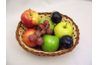 Un panier de fruits frais est un accueil coloré et de la vue.