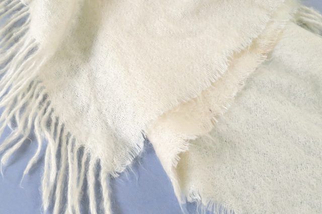 Comment blanchir Yellowed tissu de laine